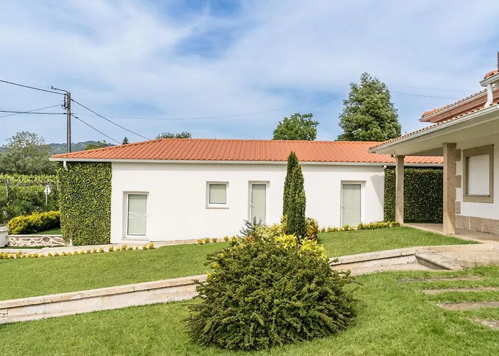 Casa Da Hera By House And People
