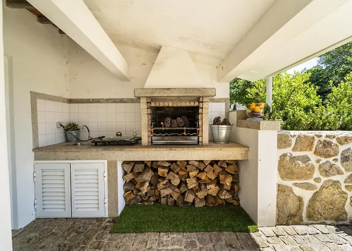 Casa Da Hera By House And People
