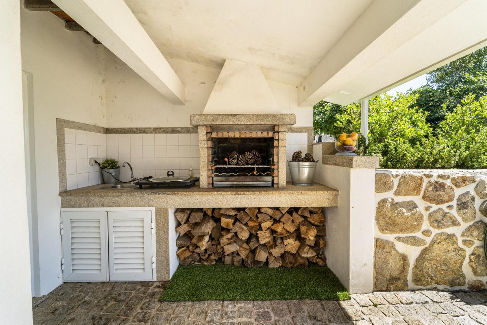 Casa Da Hera By House And People Holiday home